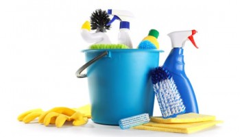 AdobeStock 237158635 Bathroom Cleaning Products web
